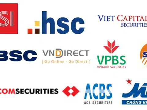 Cùng với những diễn biến của thị trường chứng khoán thì công ty chứng khoán vẫn đang vận động không ngừng